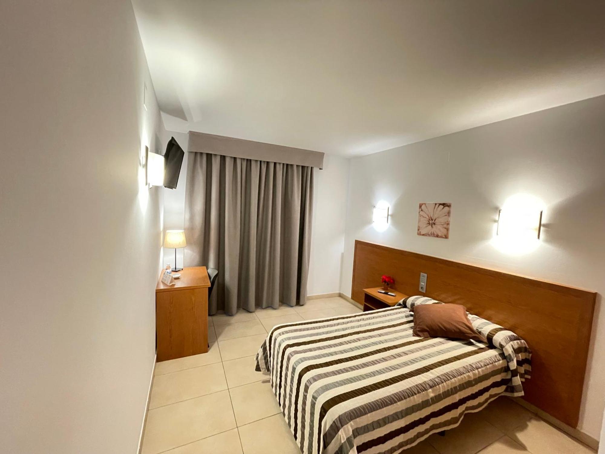 Hotel Avenida Эль-Морель Экстерьер фото